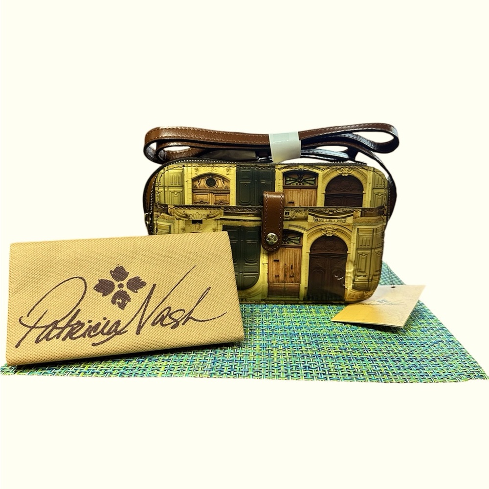 NEW WITH TAGS Patricia Nash Crossbody Doorways to Italy l “Alessa”